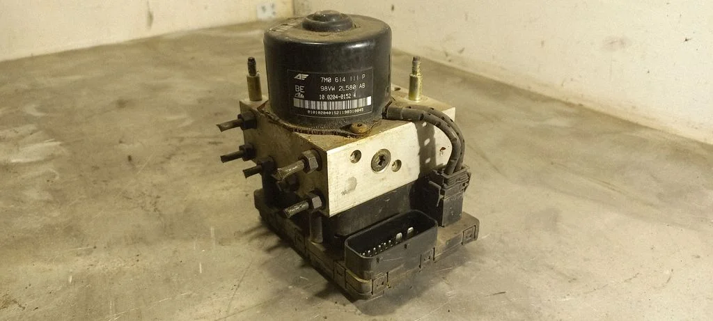 ABS block – Volkswagen Sharan (2001-2010)