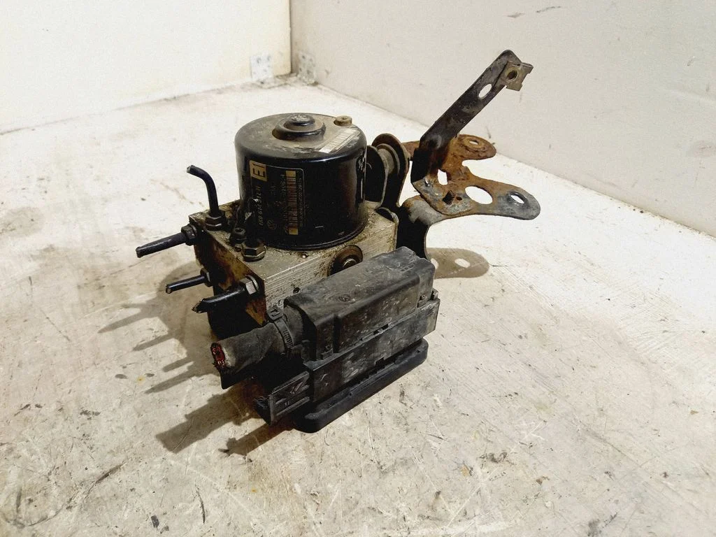 ABS-plokk 1K0614517H