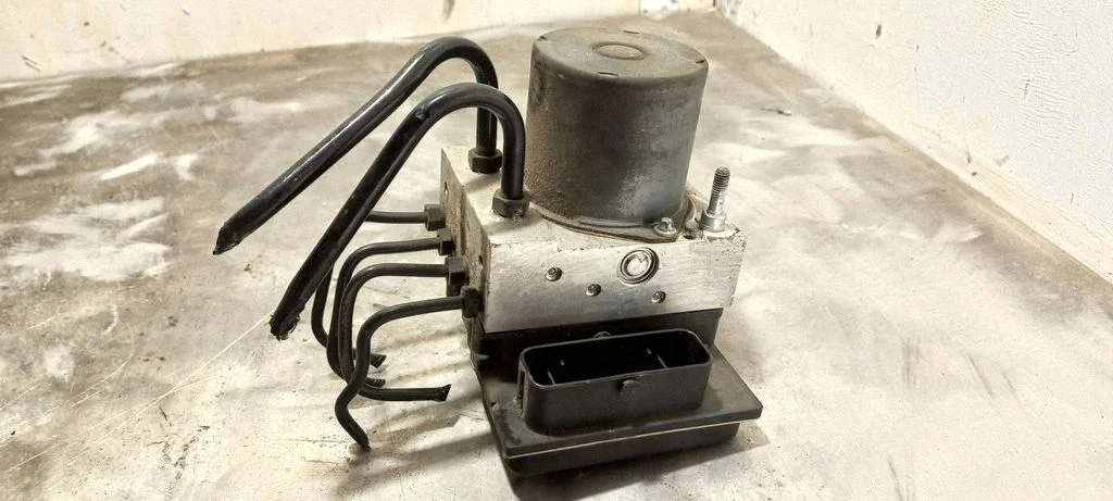Pompa ABS 8L0910517D