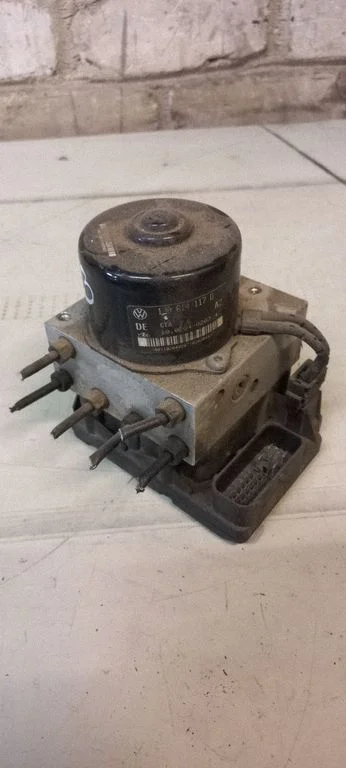 ABS-plokk – Audi A3 S3 8L (1996-2003)