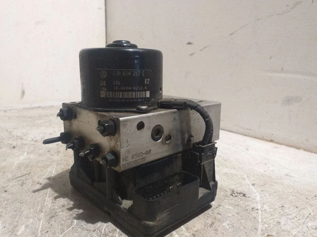 ABS-plokk – Audi A3 S3 8L (1996-2003)