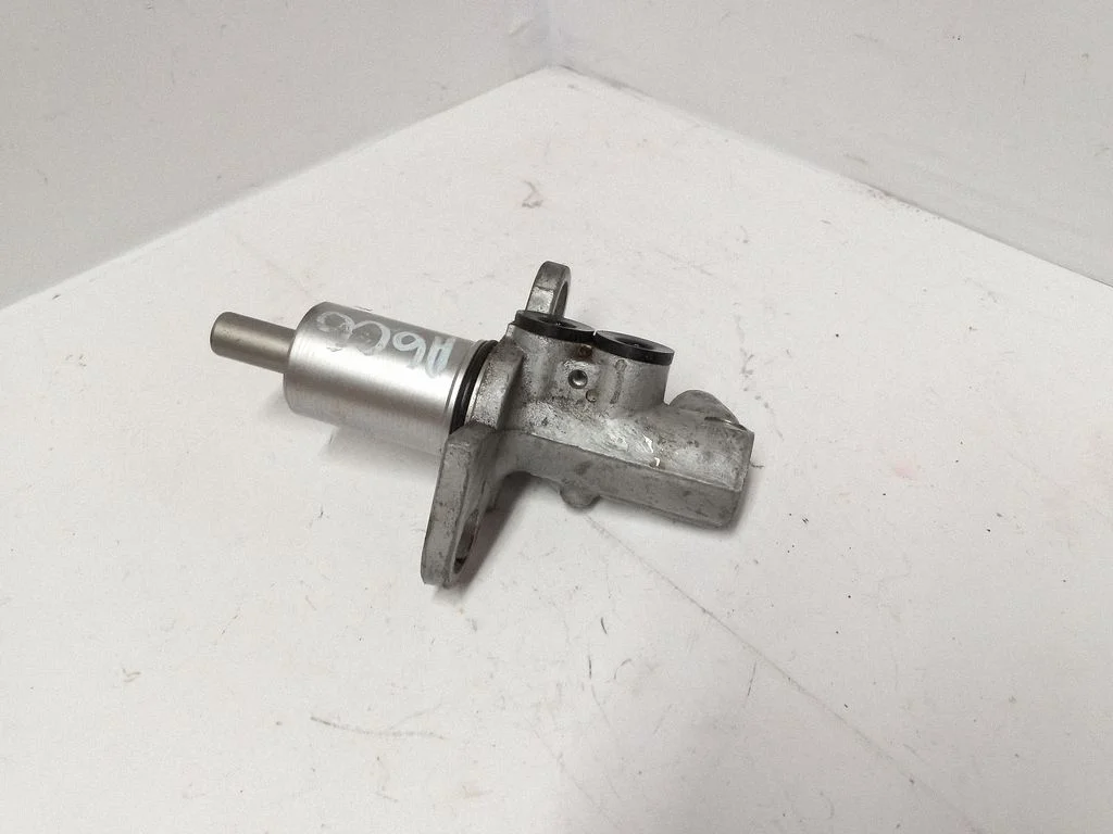 Master brake cylinder – Audi A6 Allroad C6 (2006-2011)