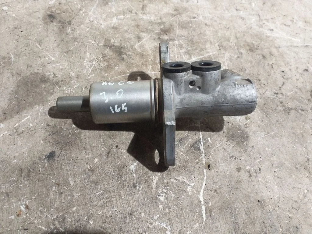 Master brake cylinder – Audi A6 Allroad C6 (2006-2011)