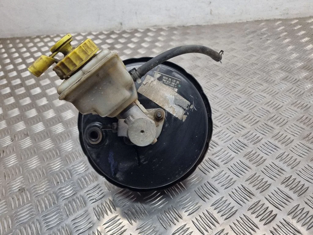 Brake booster – Ford Galaxy (1995-2000)