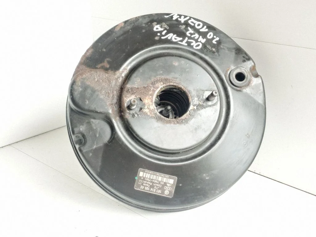 Brake booster – Skoda Octavia Mk2 (1Z) (2004-2013)