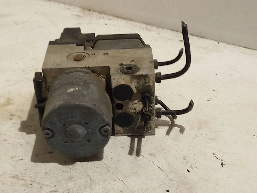 ABS block – Audi A6 S6 C5 4B (1997-2005)