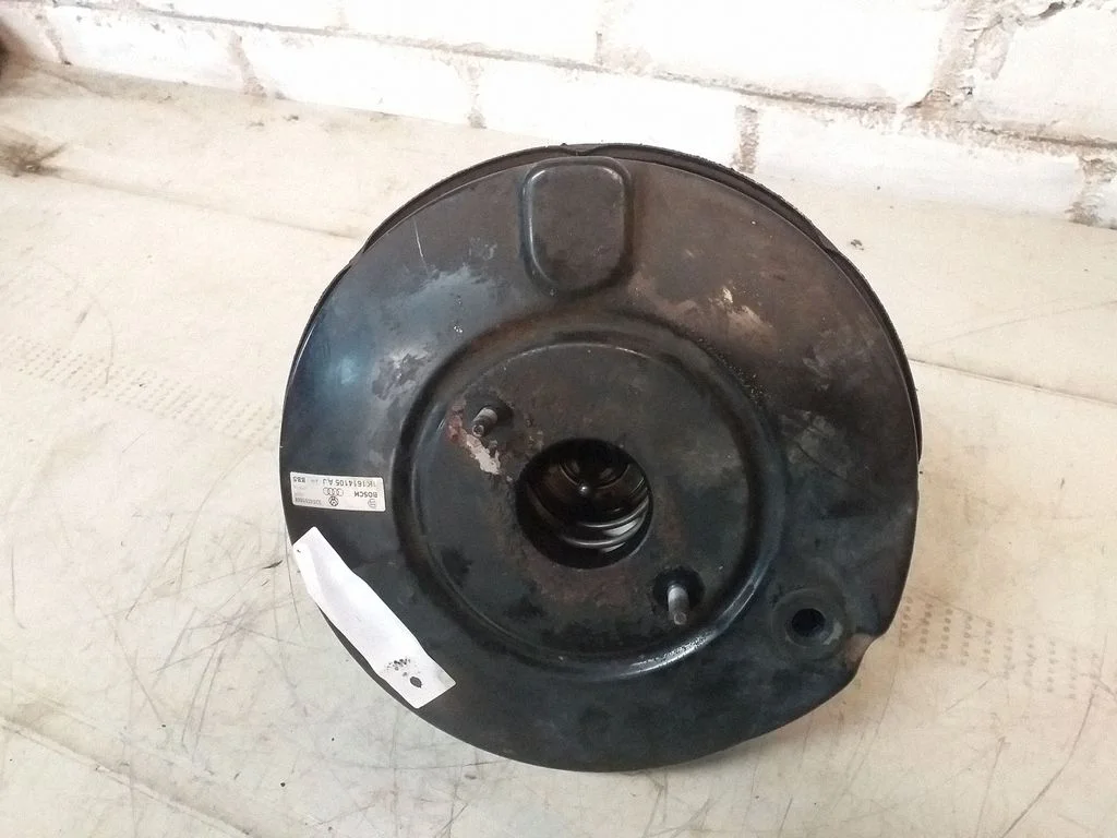 Brake booster – Volkswagen Golf Plus (2005-2013)