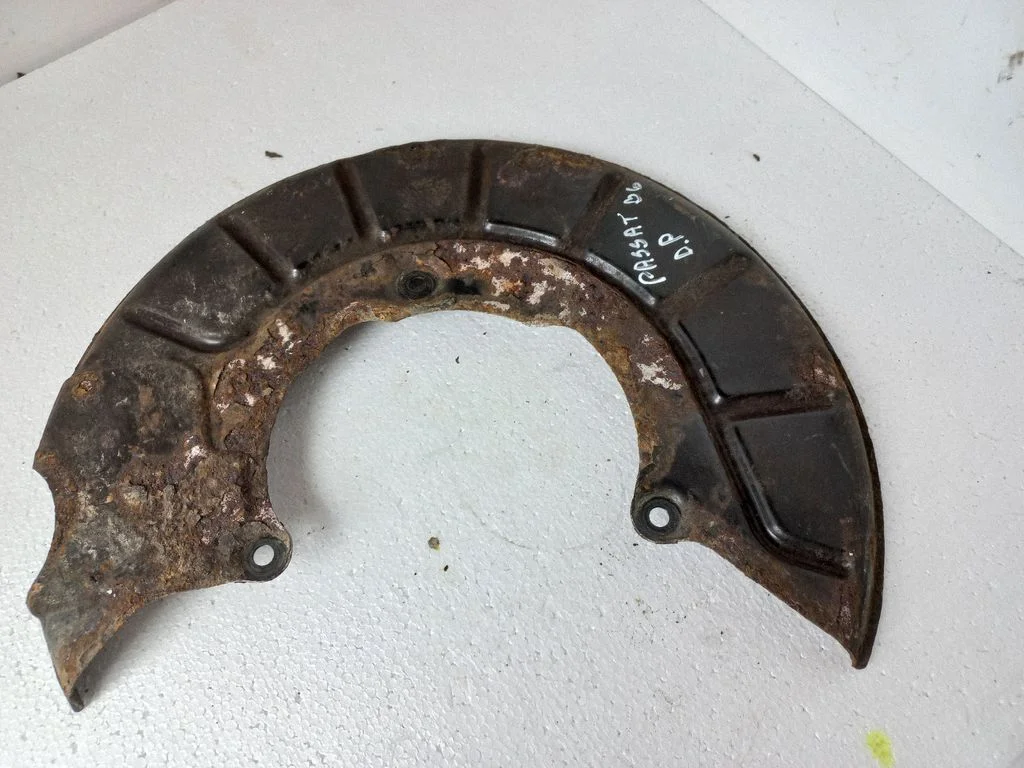 Front brake disc dust cover plate 1K0615311F