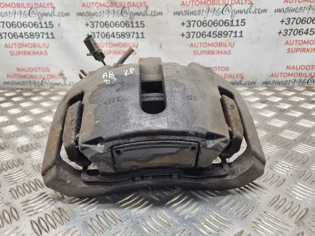 Zacisk hamulcowy przedni – Audi A8 S8 D3 4E (2002-2009)