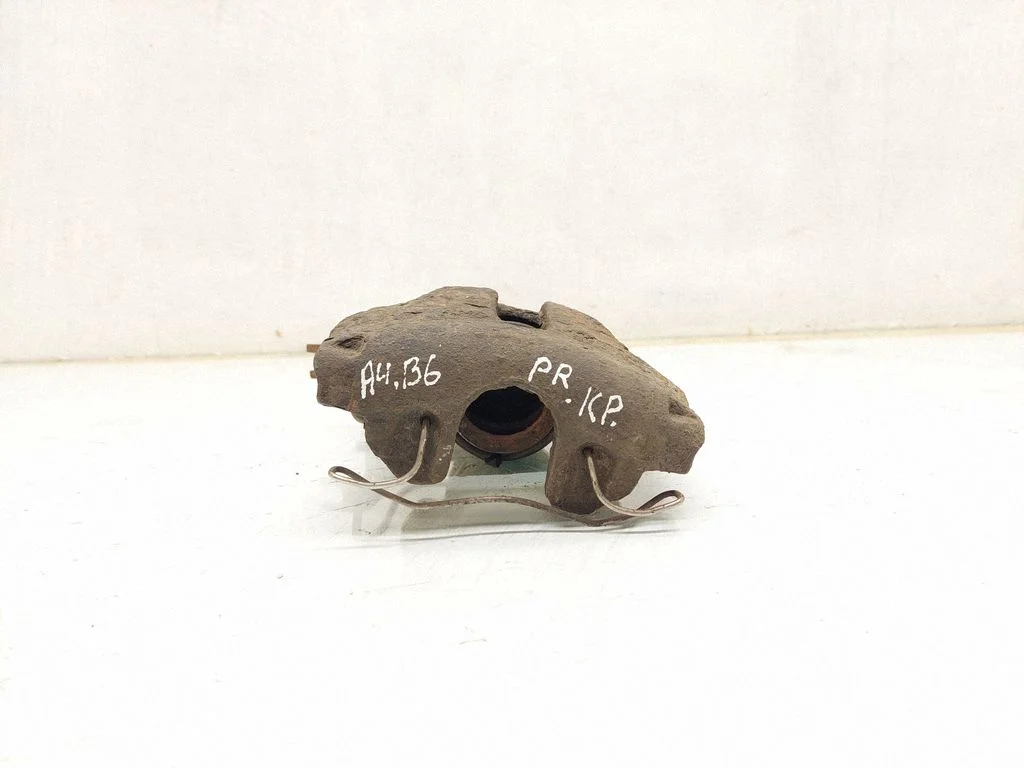 Front brake caliper – front left