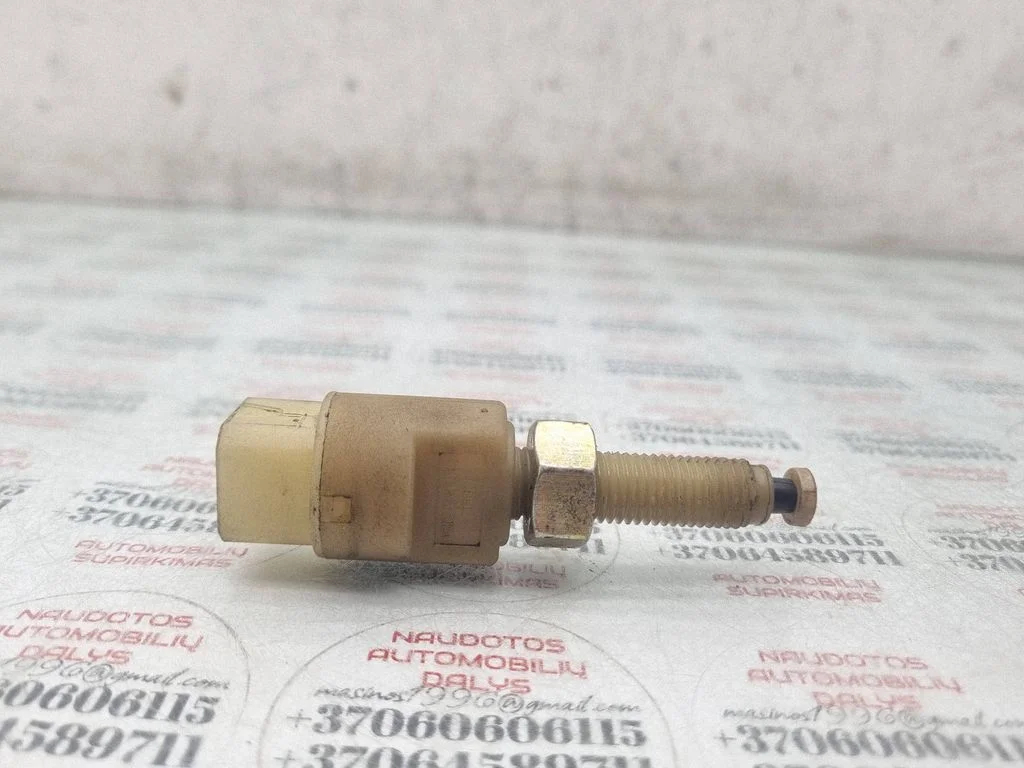 Piduripedaali andur 4A0945515A