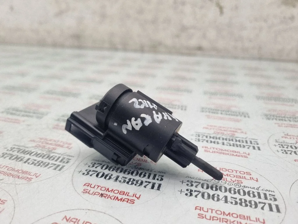 Bremžu pedāļa sensors 1J0945511D