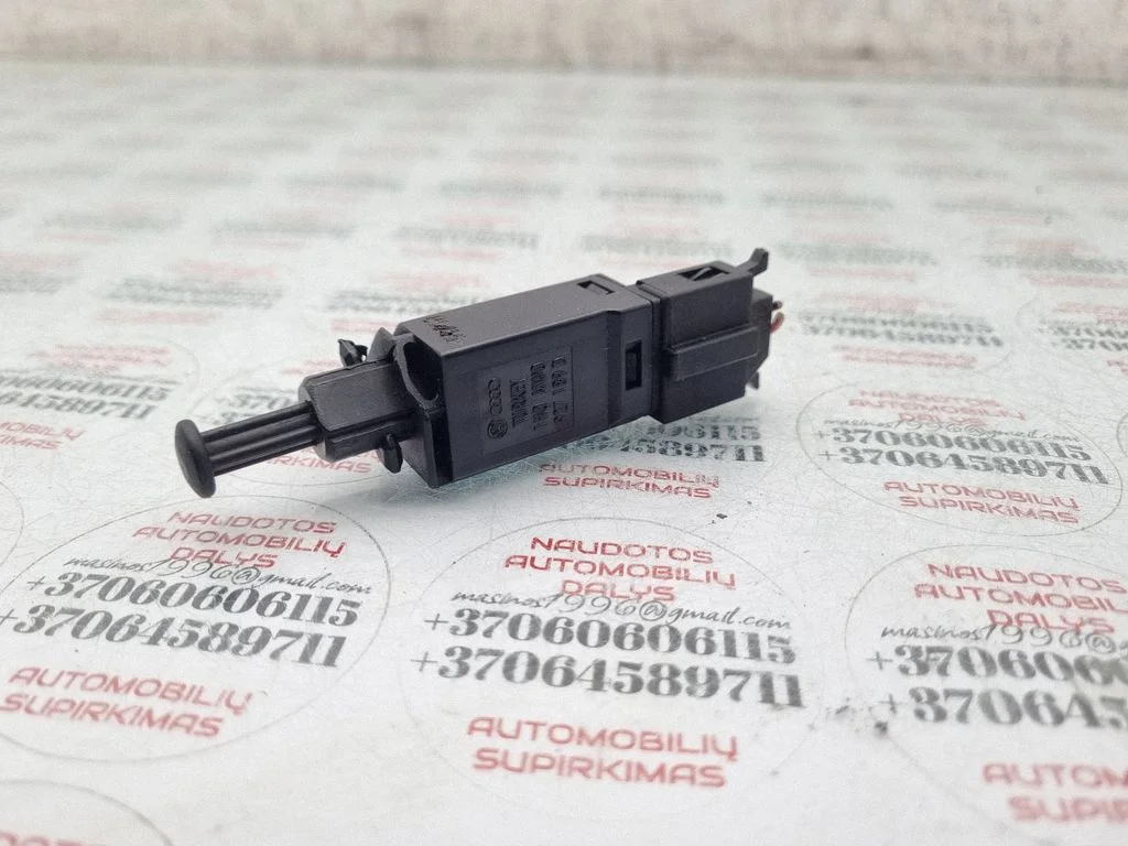 Brake pedal sensor switch – Volkswagen Sharan (1996-2000)