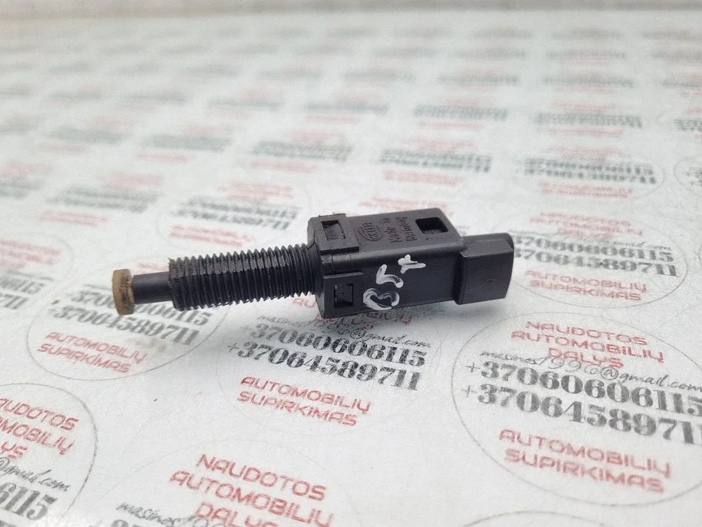 Brake pedal sensor switch 811907343B
