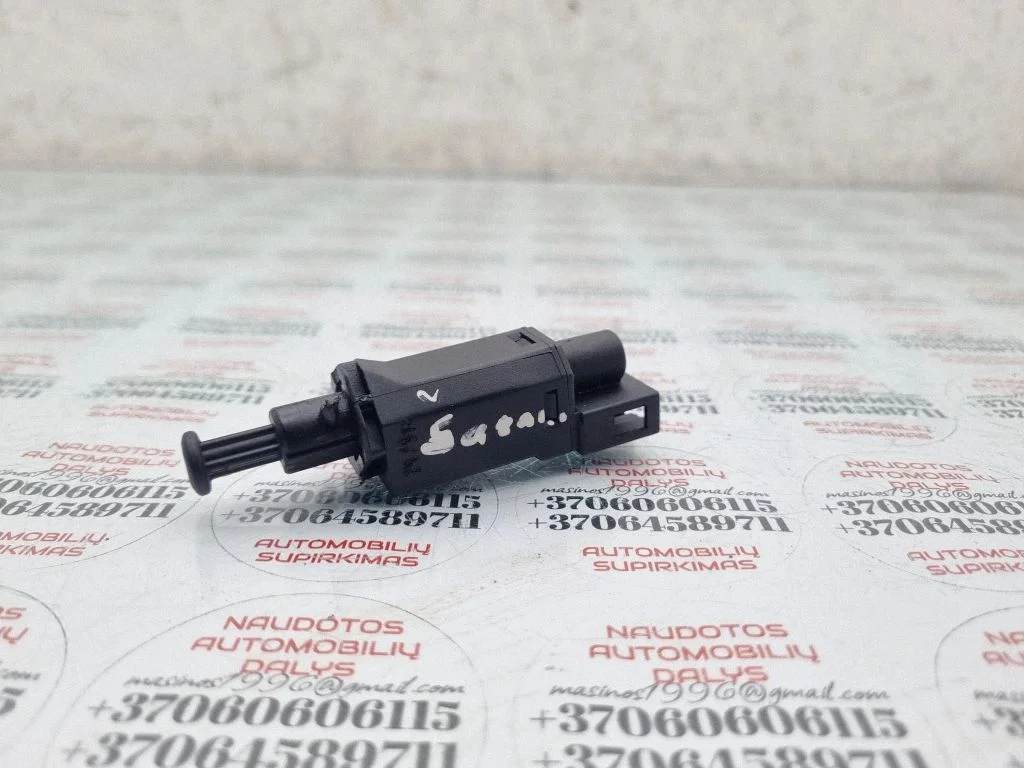 Brake pedal sensor switch – Volkswagen Sharan (1996-2000)