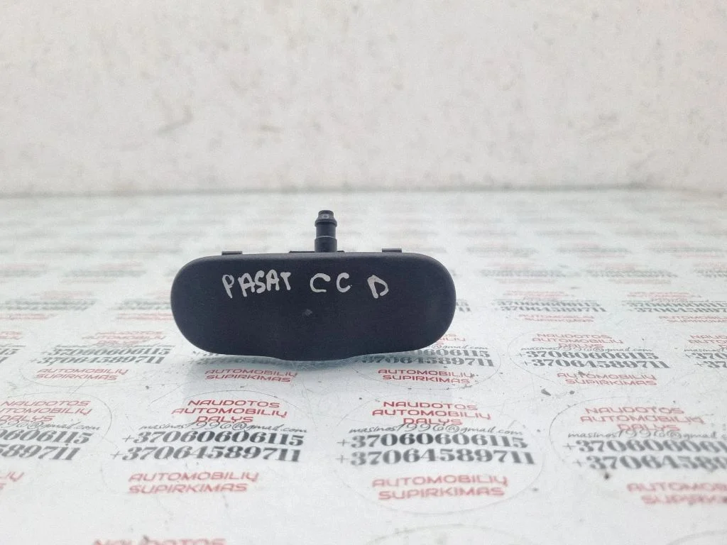 Esiklaasi pesuvedeliku pihusti(d) 3C8955988