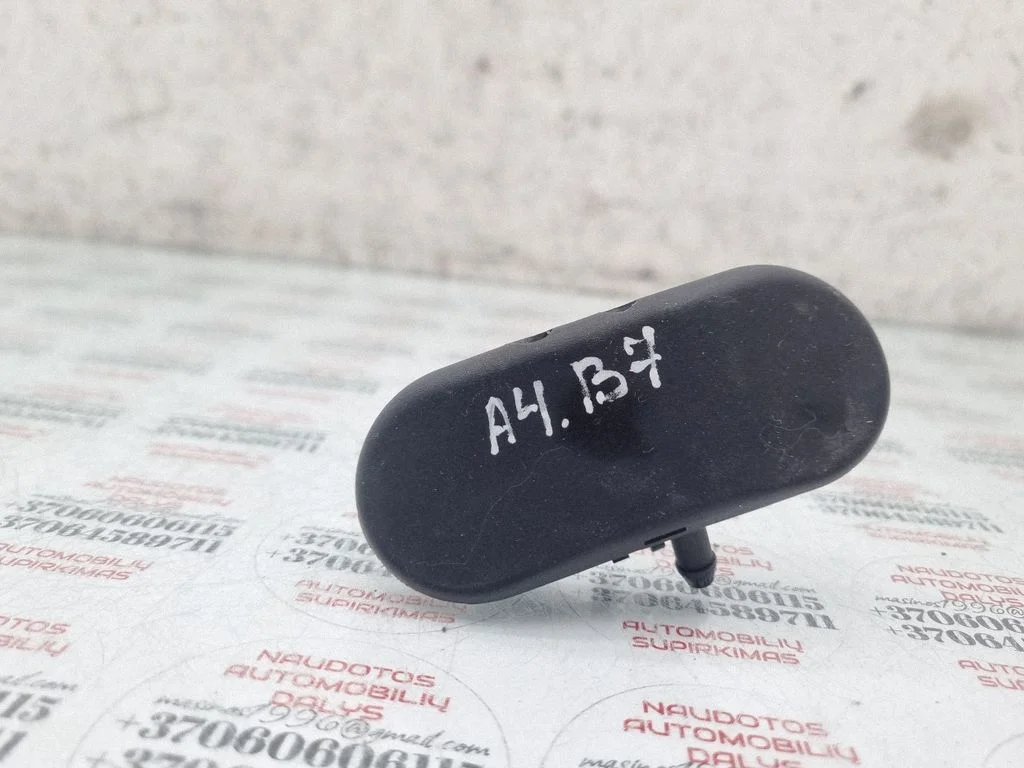 Esiklaasi pesuvedeliku pihusti(d) – Audi A4 S4 B7 8E 8H (2005-2008)