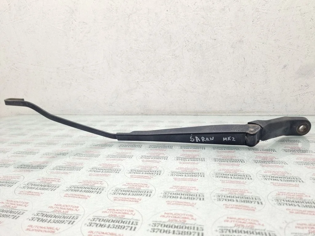 Front wiper blade arm – Volkswagen Sharan (2001-2010)