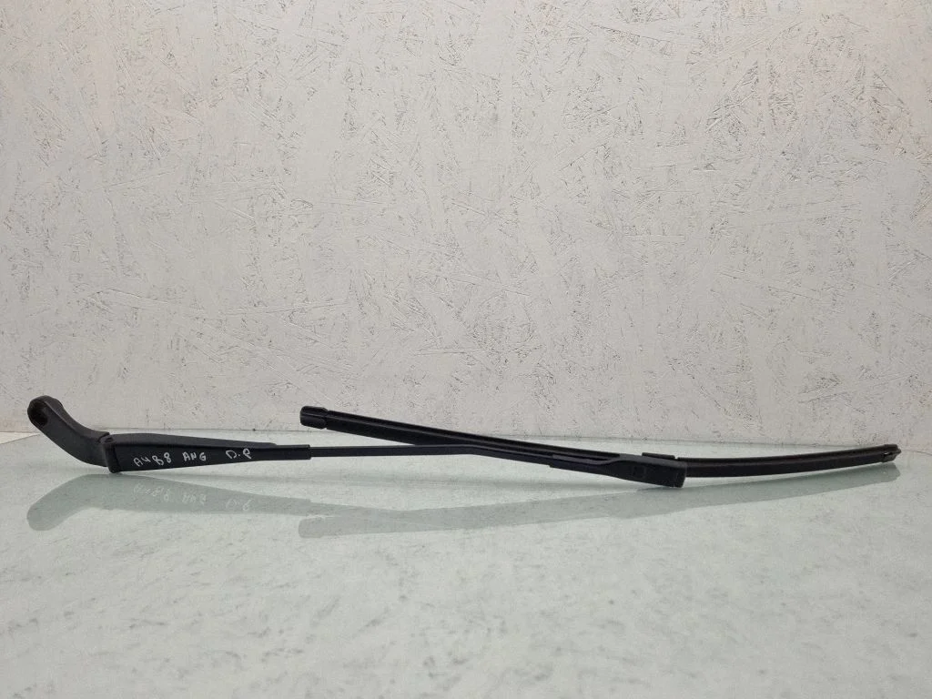 Front wiper blade arm 8K2955408