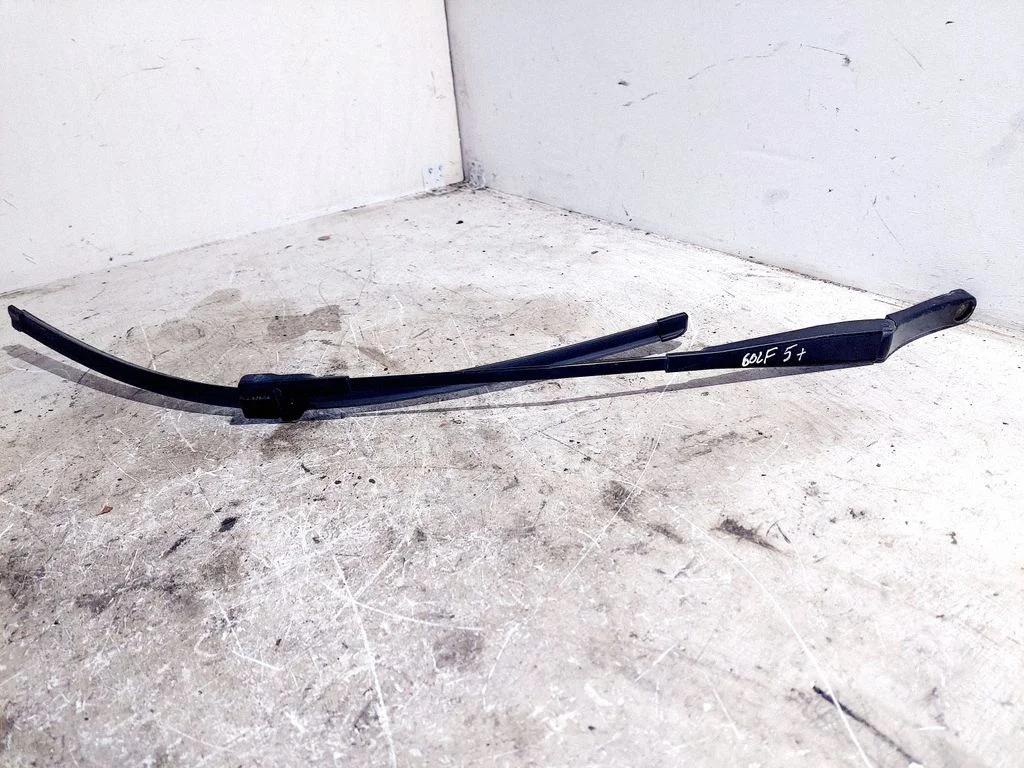 Front wiper blade arm 5M0955410A