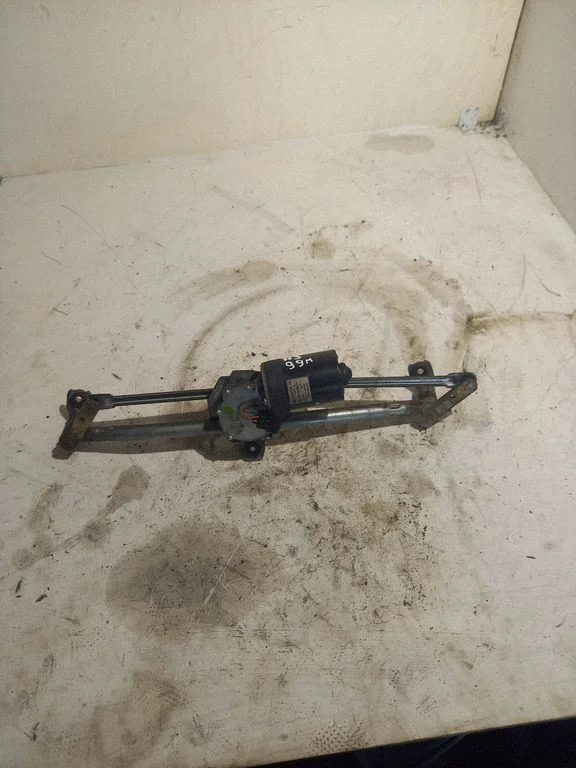 Front wiper linkage and motor – Audi A3 S3 8L (1996-2003)