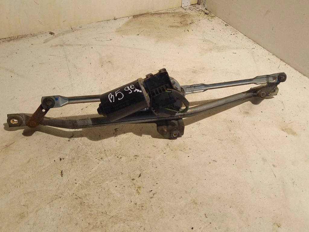 Front wiper linkage and motor 3B1955113B