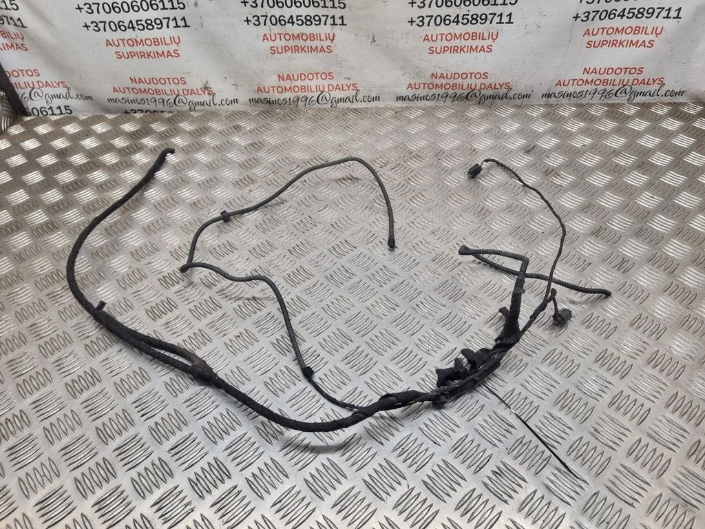 Windshield washer fluid hose – Audi A8 S8 D3 4E (2002-2009)