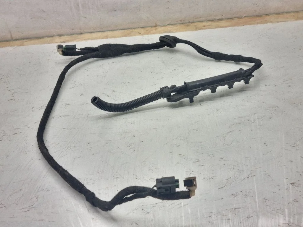 Windshield washer fluid hose – Volkswagen Golf Plus (2005-2013)