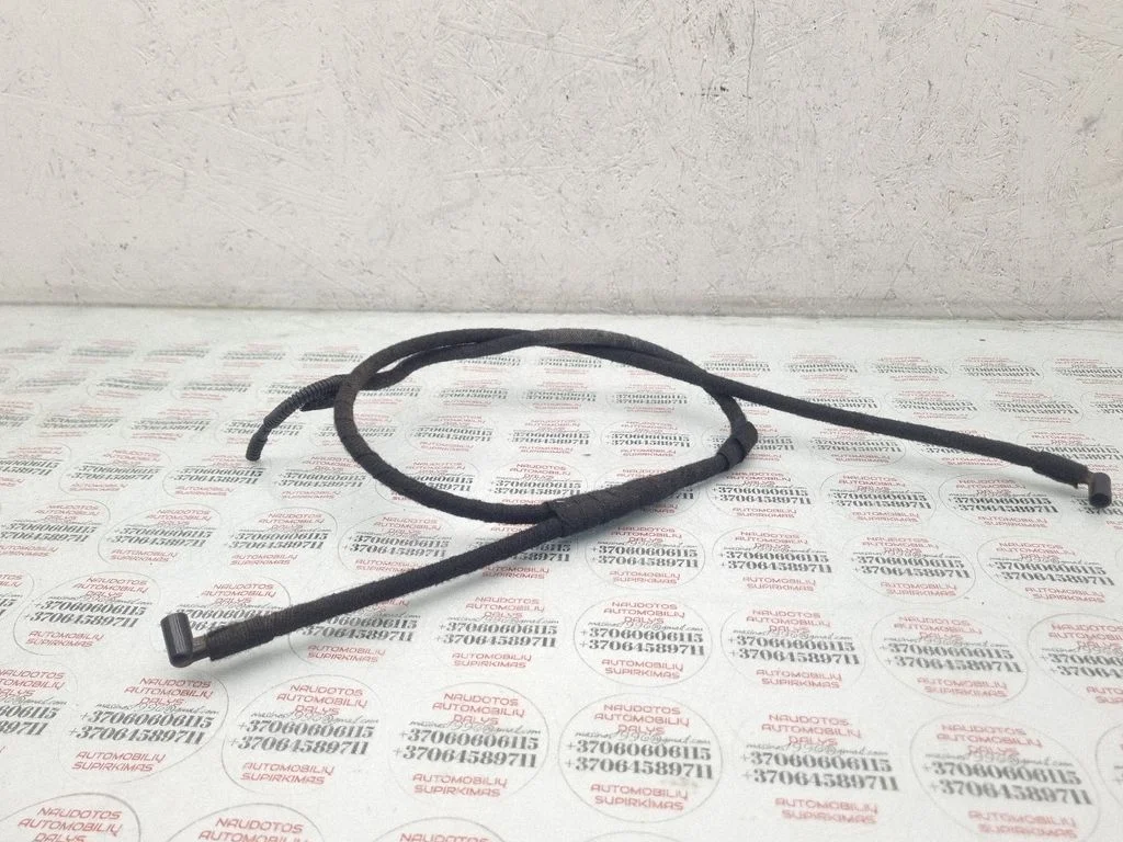 Windshield washer fluid hose – Audi A4 S4 B6 8E 8H (2001-2005)