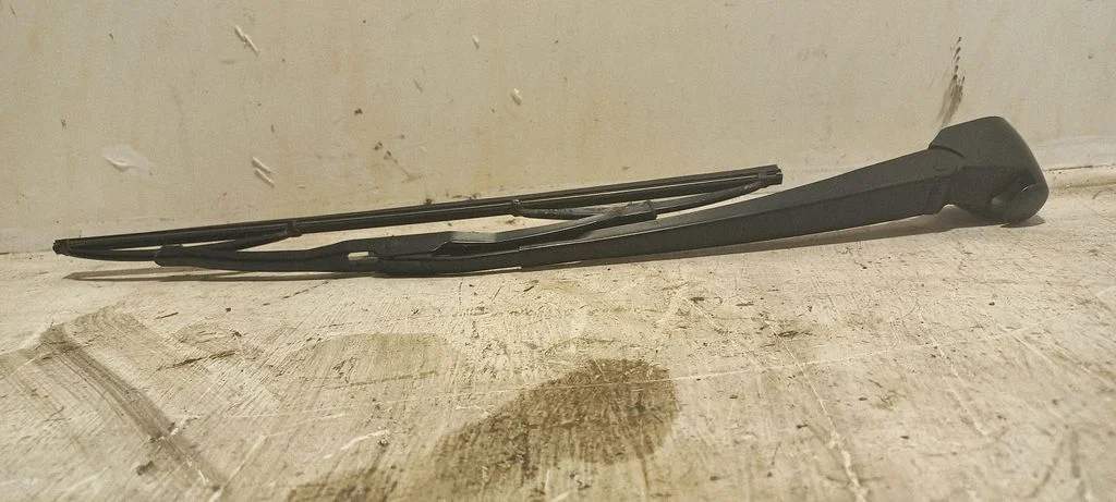 Rear wiper blade arm 1J6955707A