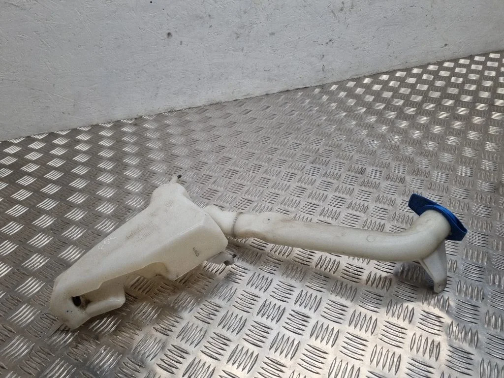 Windshield washer fluid reservoir/tank 6Q0955453N