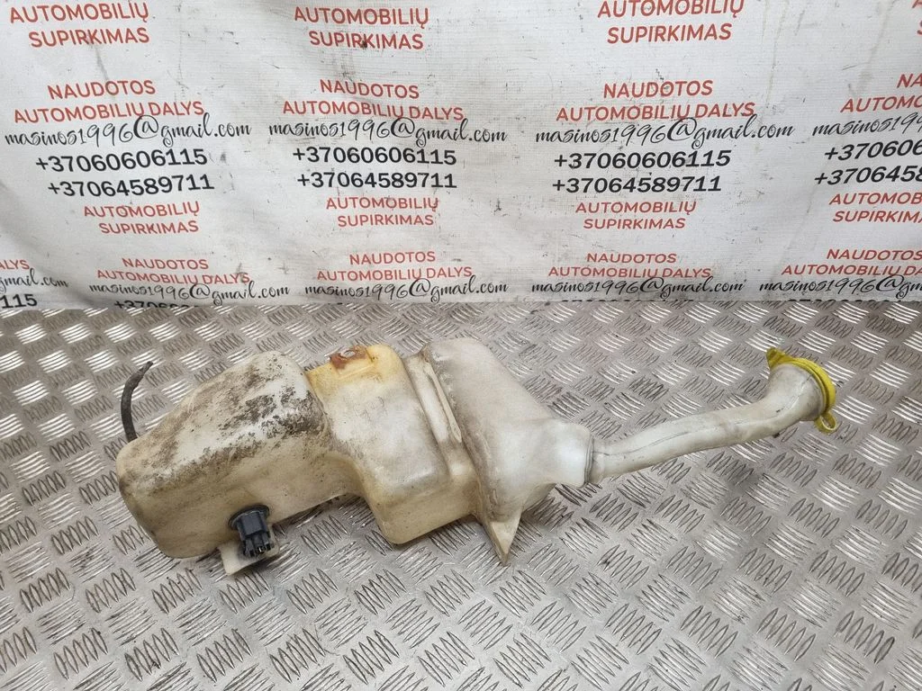 Logu mazgāšanas šķidruma tvertne – Ford Galaxy (1995-2000)