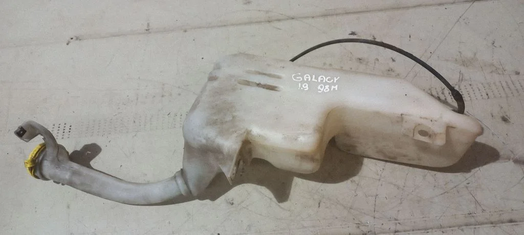 Logu mazgāšanas šķidruma tvertne – Ford Galaxy (1995-2000)