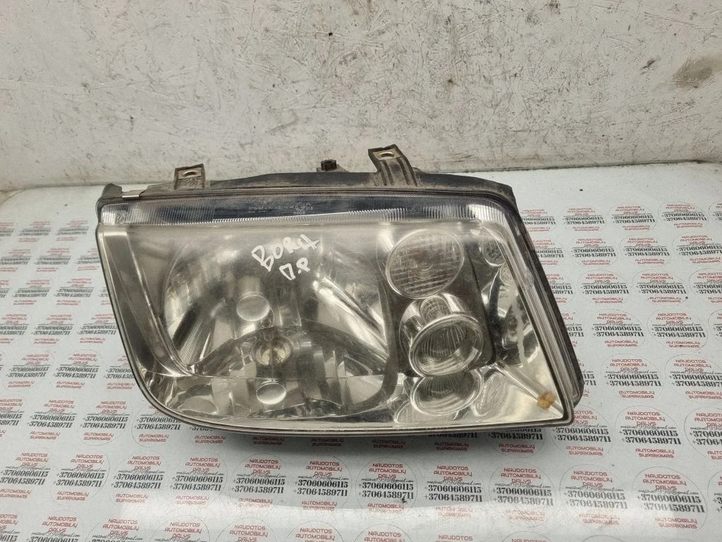 Headlight/headlamp – right