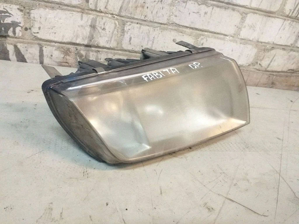 Reflektor – Skoda Fabia Mk1 (6Y) (1999-2007)