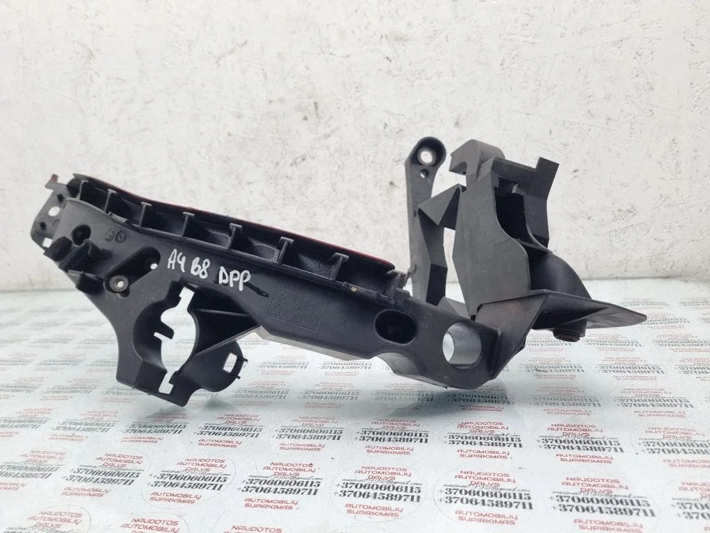 Headlight/headlamp mounting bracket 8K0805608R