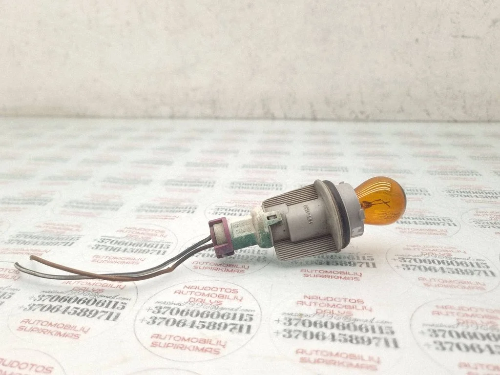 Headlight/headlamp bulb 813971955