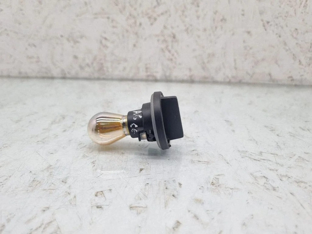 Headlight/headlamp bulb – Audi A6 Allroad C6 (2006-2011)