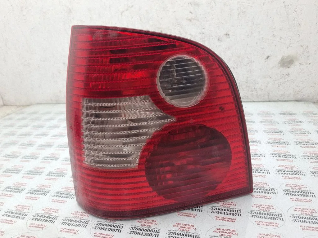 Rear/tail lights 6Q6945095B