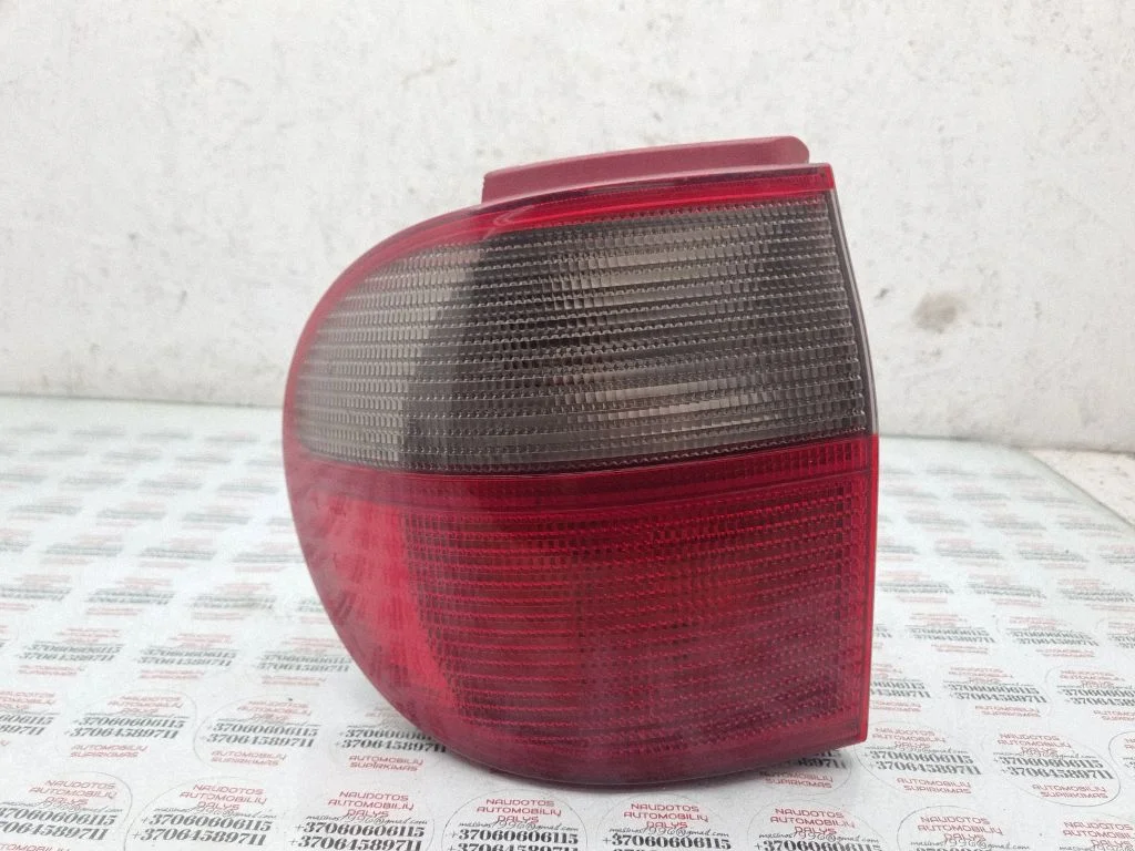 Rear/tail lights – Ford Galaxy (2000-2006)