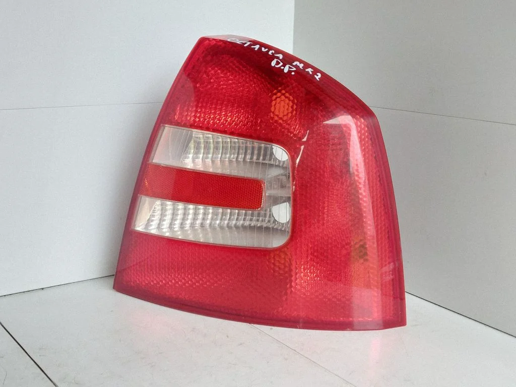 Tagatuli keres 1Z5945096A