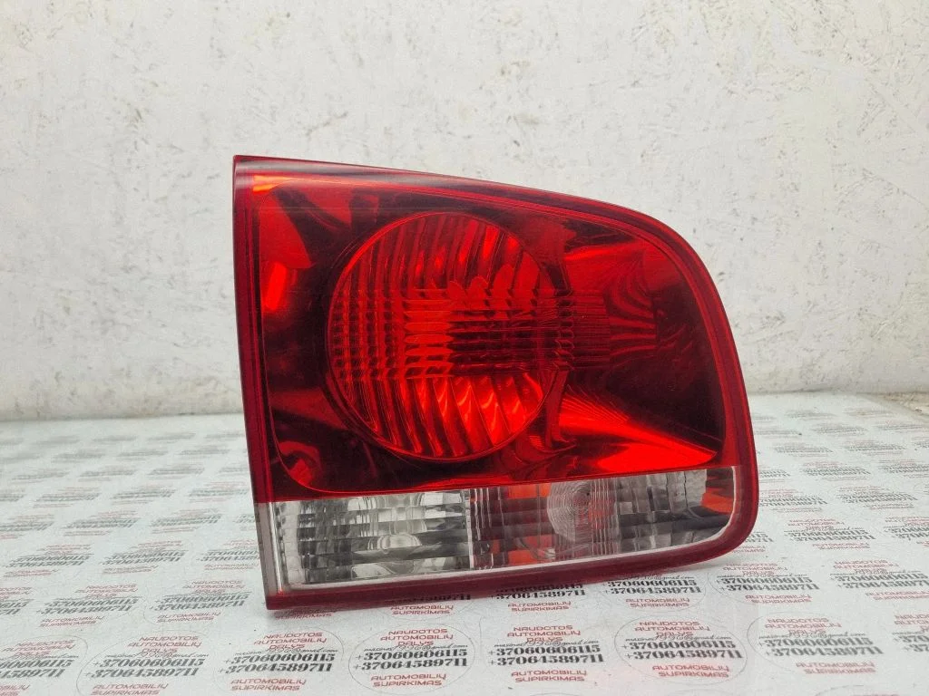 Tailgate rear/tail lights 7L6945093H