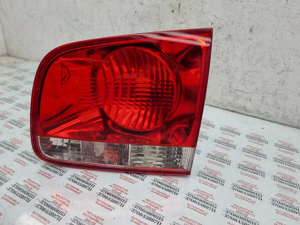 Tailgate rear/tail lights 7L6945094H
