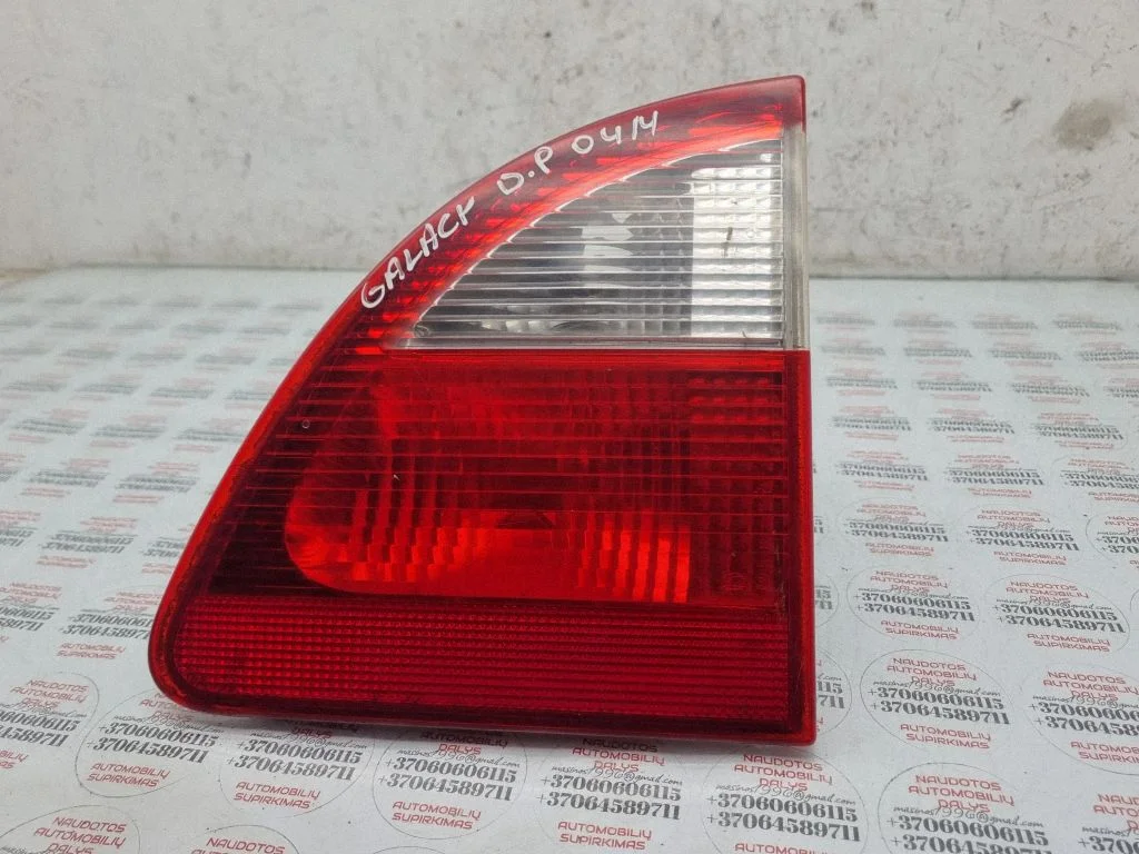 Tailgate rear/tail lights 7M5945094B