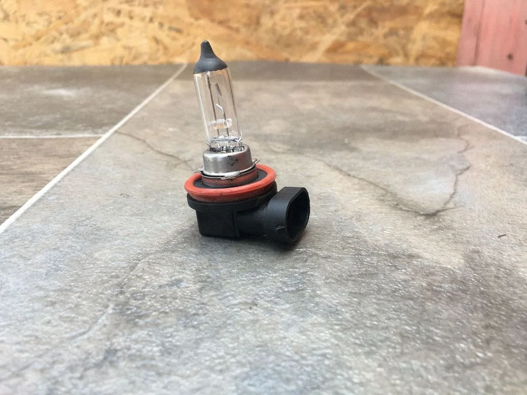 Rear tail light bulb – Audi A4 S4 B6 8E 8H (2001-2005)