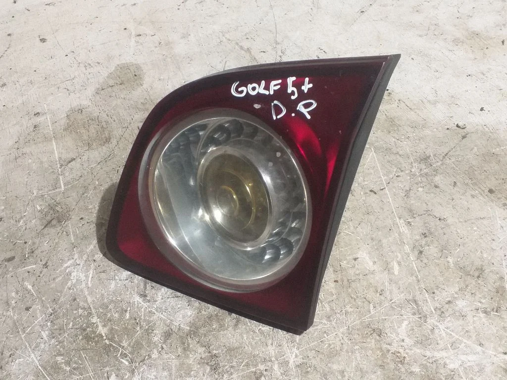 Tailgate rear/tail lights 5M0945094J