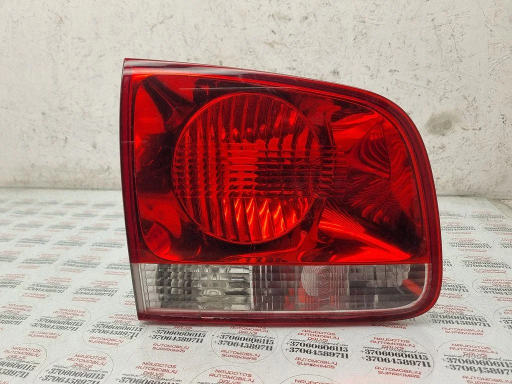 Tailgate rear/tail lights 7L6945093H