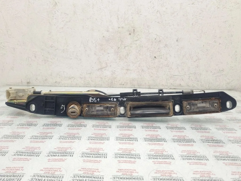Number plate light 3B5943021