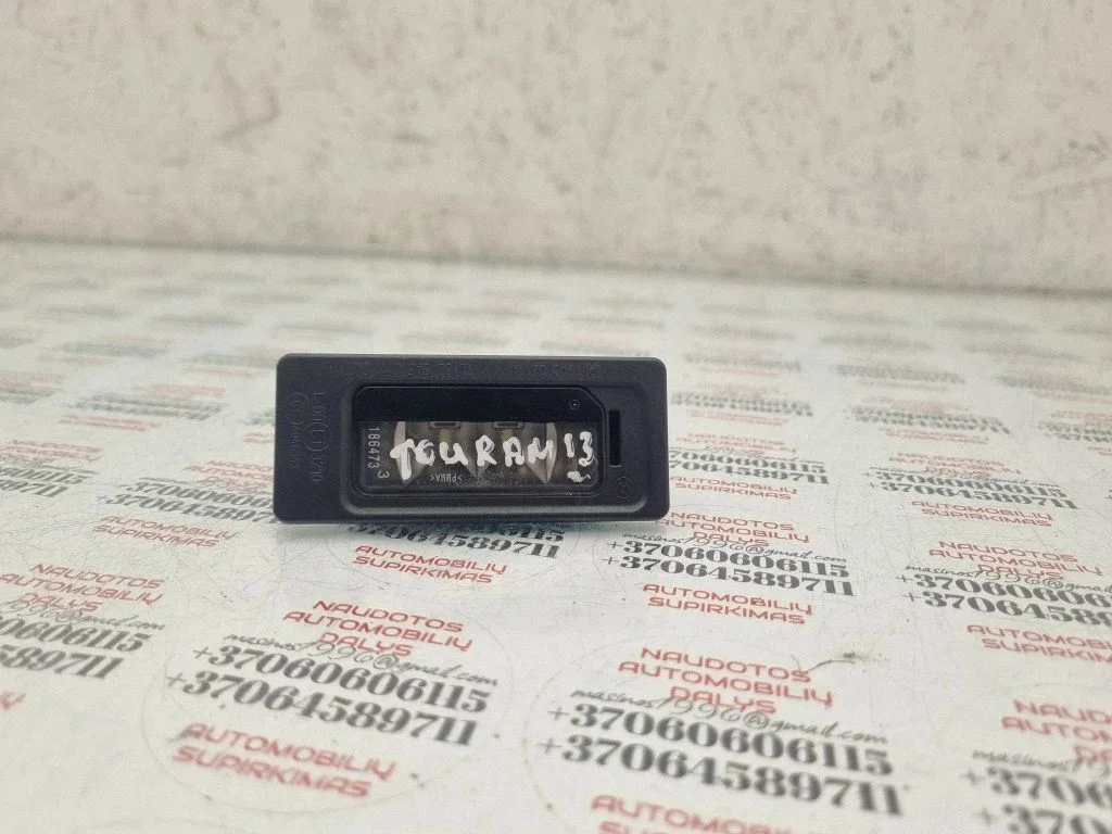 Number plate light 3AF943021A
