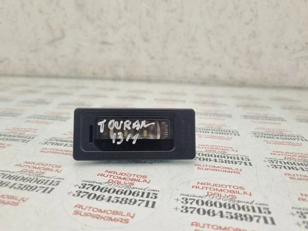 Number plate light 3AF943021A